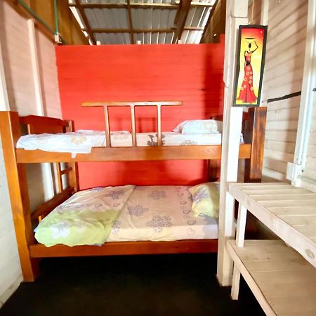 Hostal Paraiso ムクラ島 エクステリア 写真