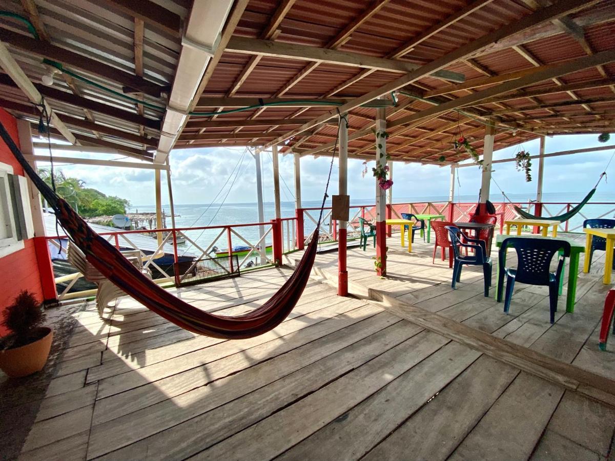 Hostal Paraiso ムクラ島 エクステリア 写真